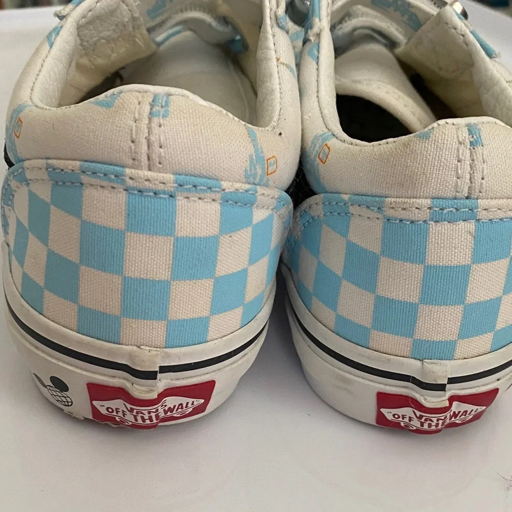 Vans Kids  Disney Checkered Mickey Sneakers - Picture 2 of 6
